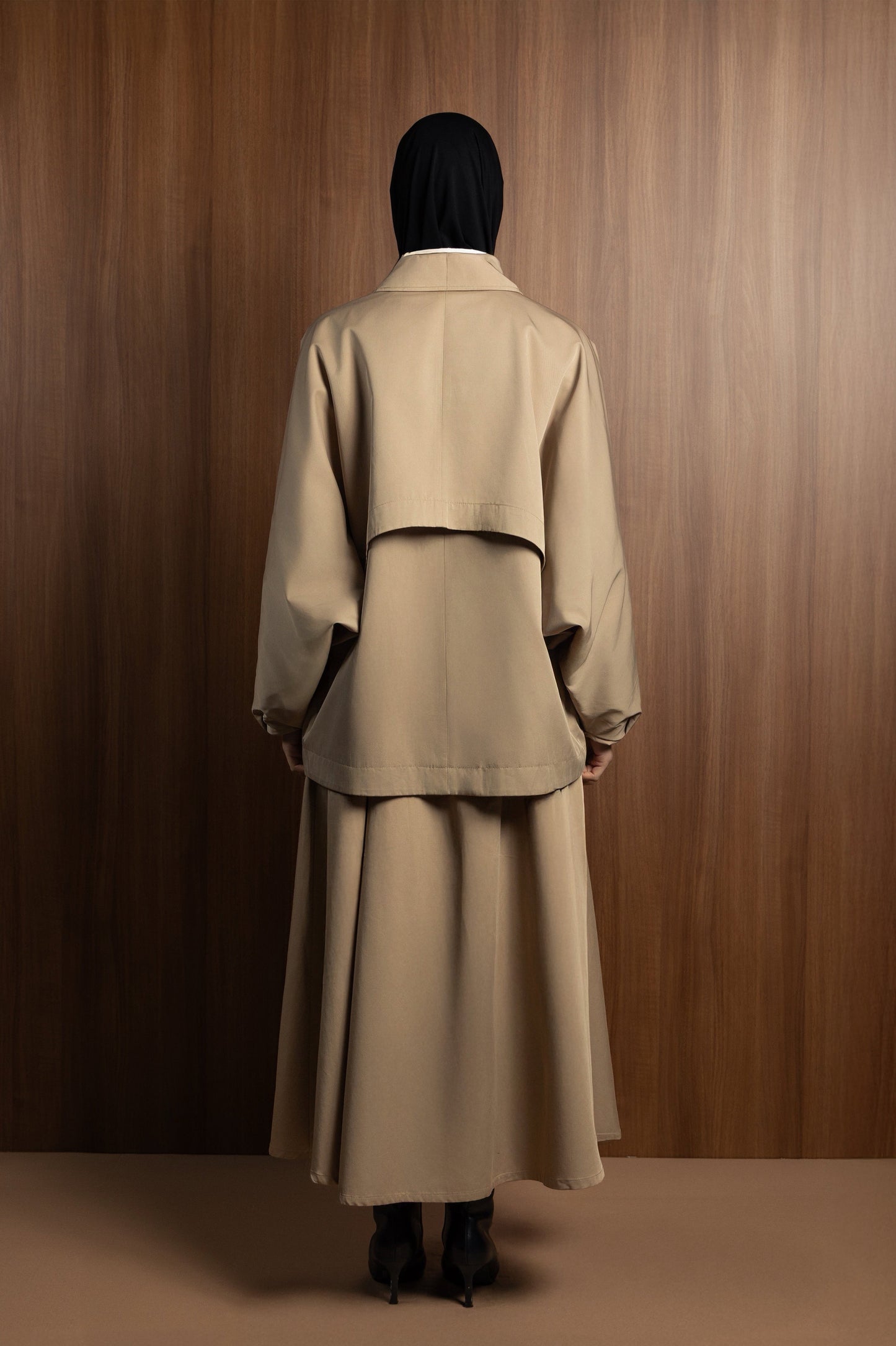 Short trendy trenchcoat