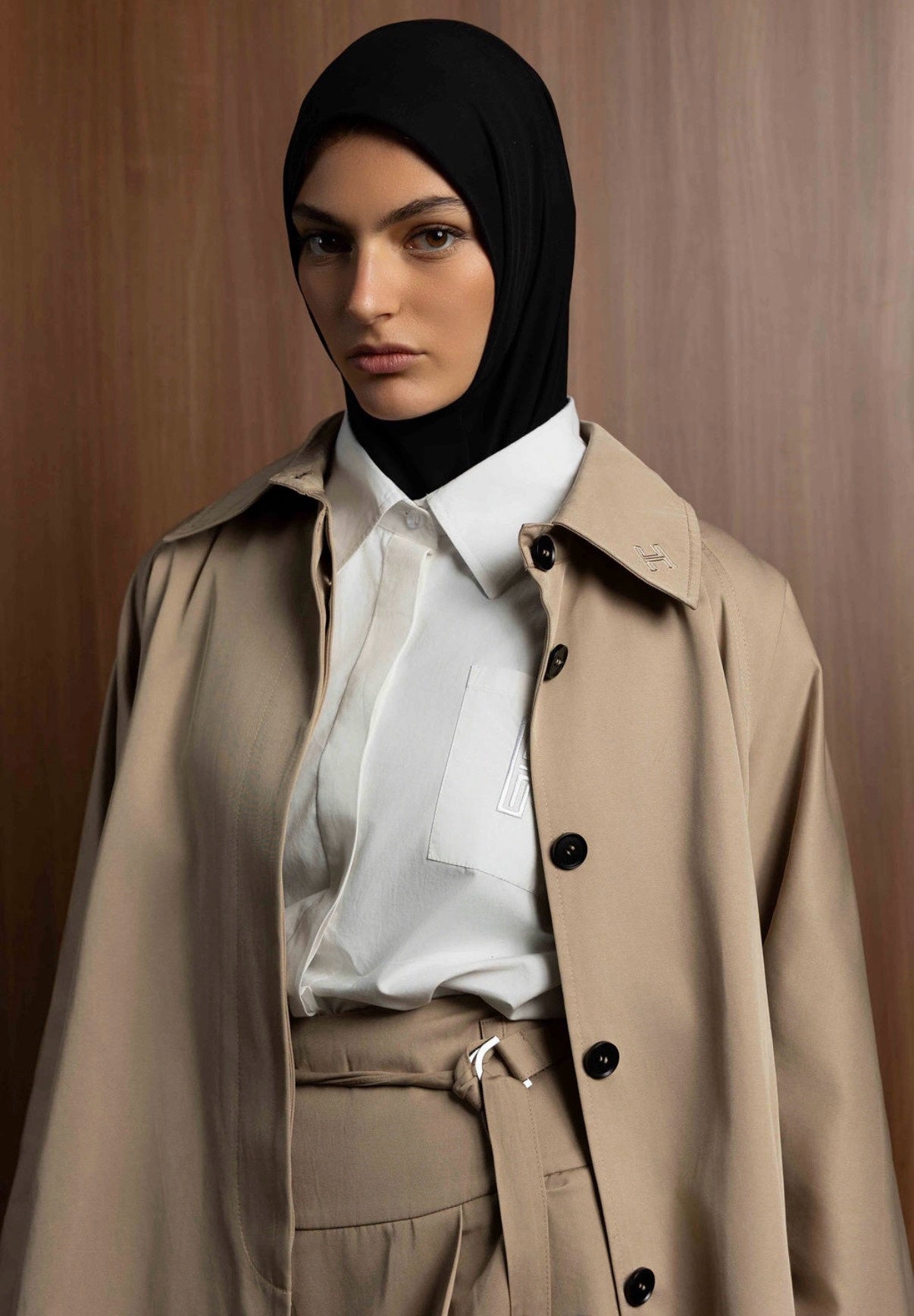 Short trendy trenchcoat